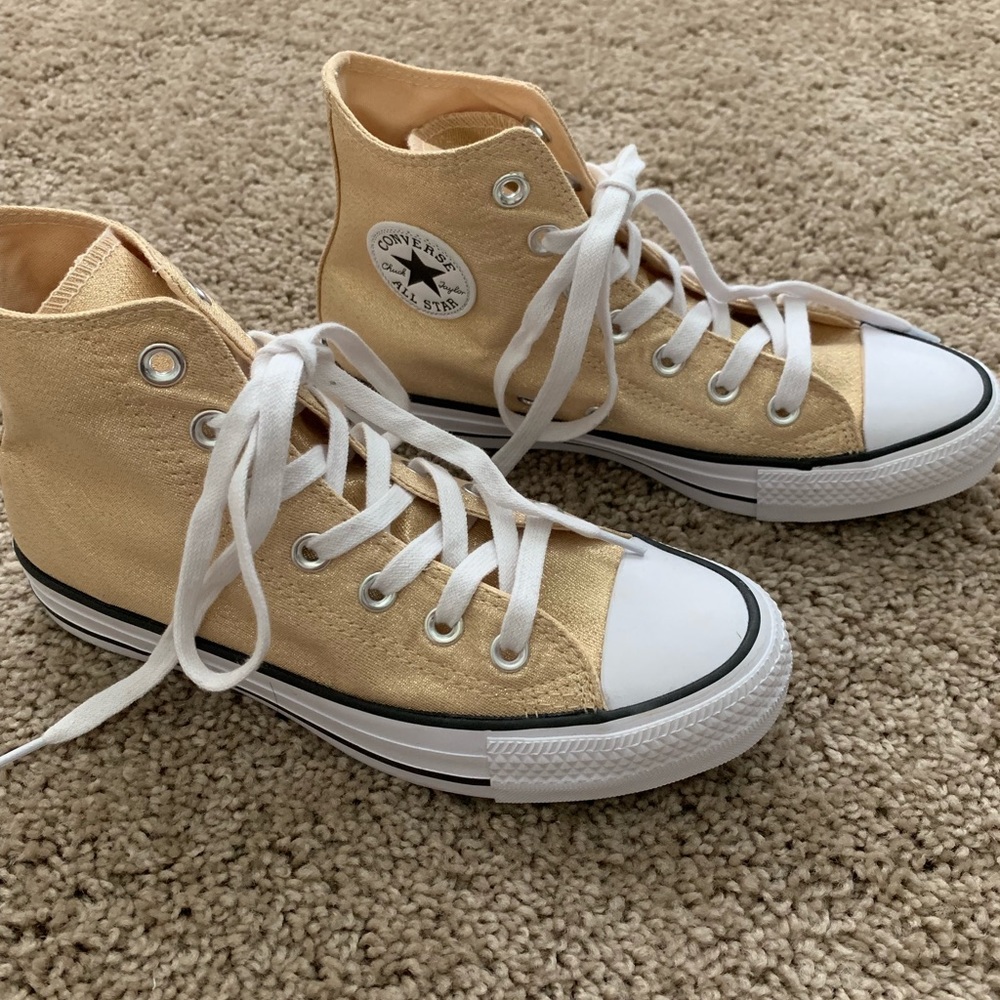 BN gold converse✨